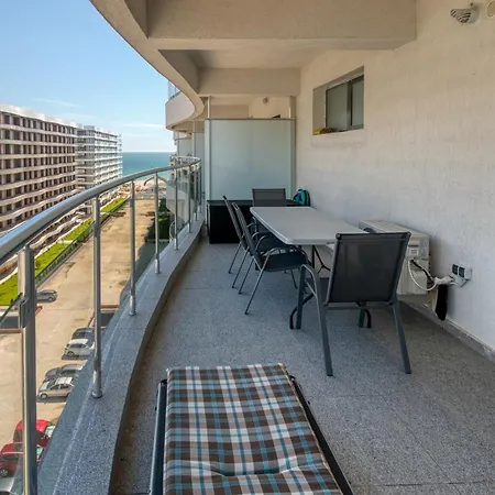 Del Mar Sea Breeze Apartment