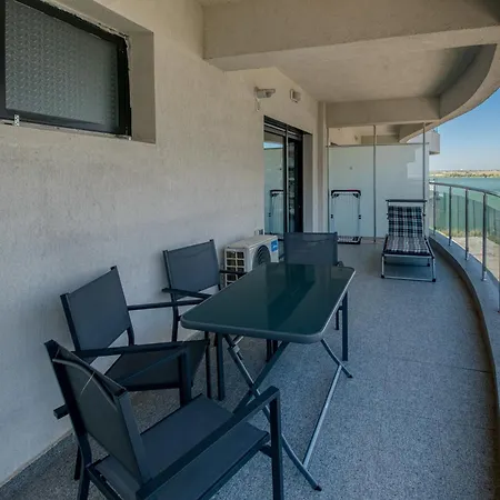 Del Mar Sea Breeze Apartman *
